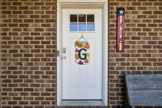 418 Tessa Ct, Murfreesboro, TN 37128