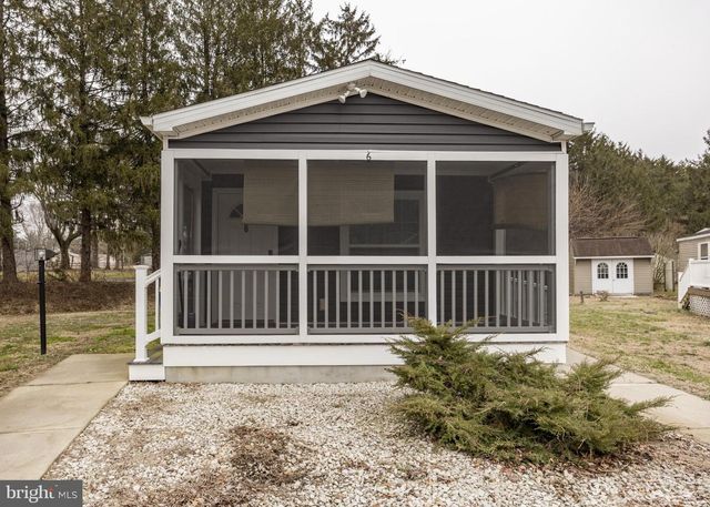 6 PROVIDENCE DR, Clayton, DE 19938