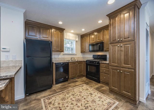 6 PROVIDENCE DR, Clayton, DE 19938