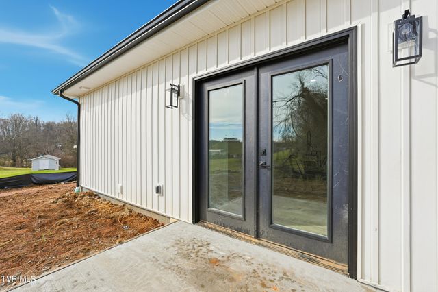 417 Elbert Way, Bristol, VA 24202