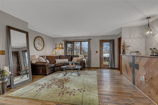 21956 123rd Avenue, Cold Spring, MN 56320