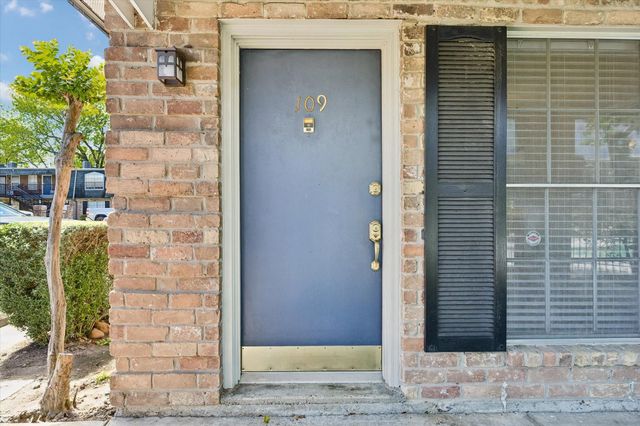 9025 Gaylord Drive 109, Houston, TX 77024
