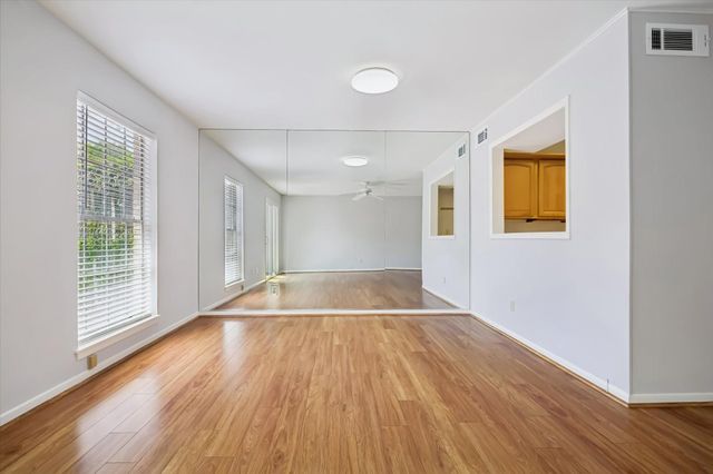 9025 Gaylord Drive 109, Houston, TX 77024