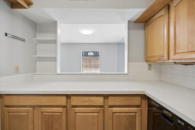 9025 Gaylord Drive 109, Houston, TX 77024