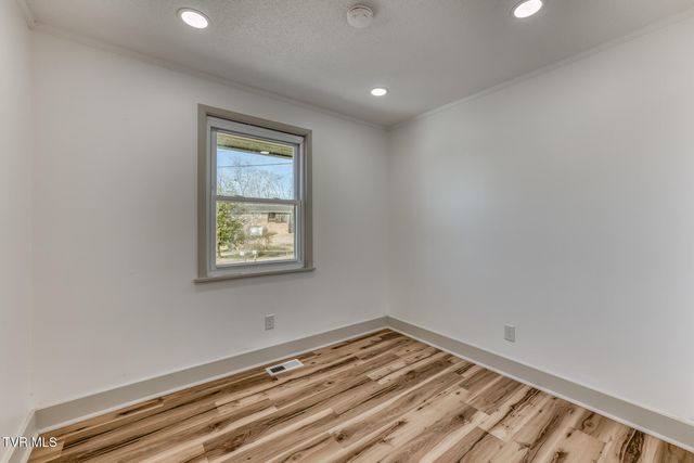 438 Hartshaw Drive, Greeneville, TN 37743