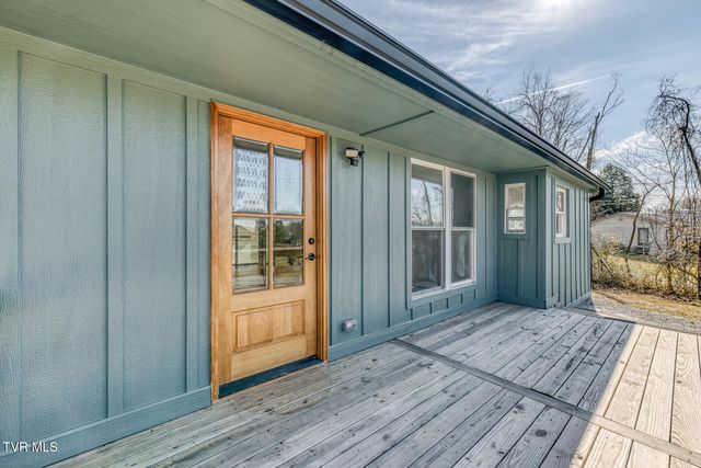 438 Hartshaw Drive, Greeneville, TN 37743