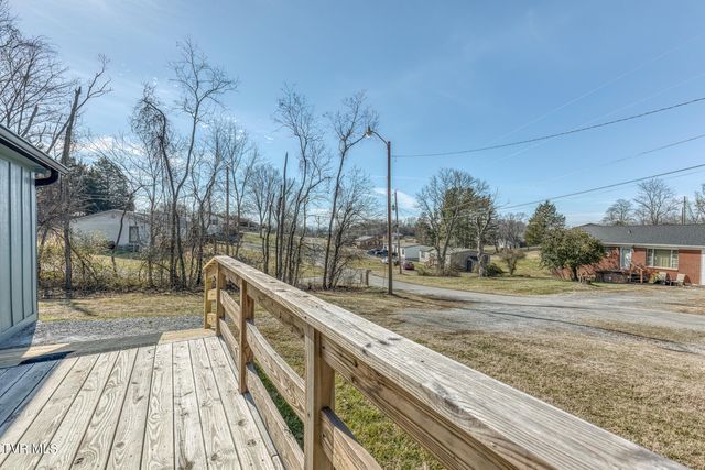 438 Hartshaw Drive, Greeneville, TN 37743