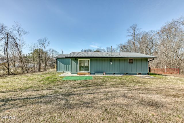 438 Hartshaw Drive, Greeneville, TN 37743