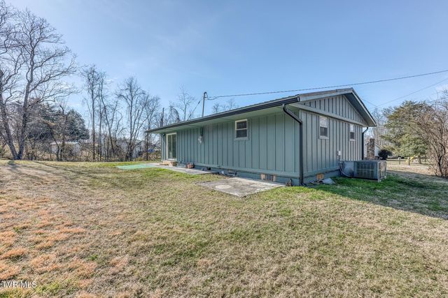 438 Hartshaw Drive, Greeneville, TN 37743