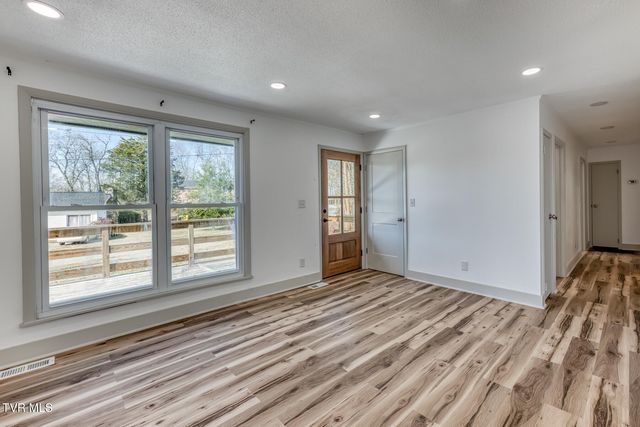 438 Hartshaw Drive, Greeneville, TN 37743