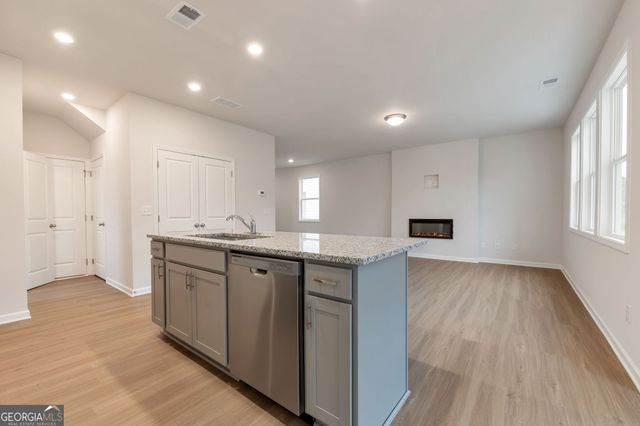 106 Windmill Court, Calhoun, GA 30701