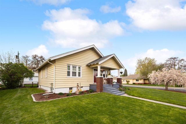 1127 E Gordon Ave, Spokane, WA 99207