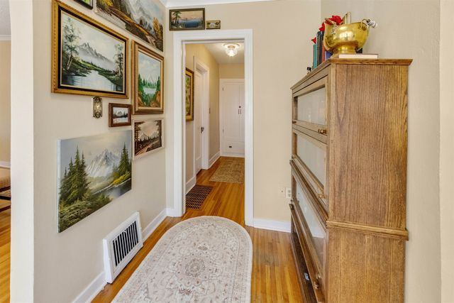1127 E Gordon Ave, Spokane, WA 99207