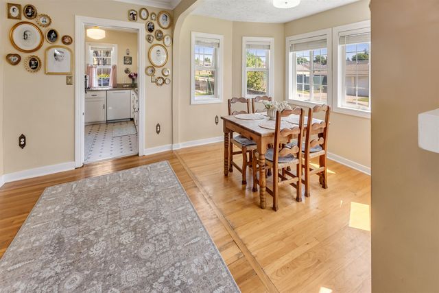 1127 E Gordon Ave, Spokane, WA 99207