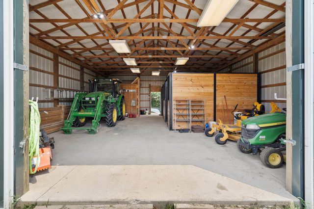 3360 STATE ROUTE O, Columbia, MO 65203