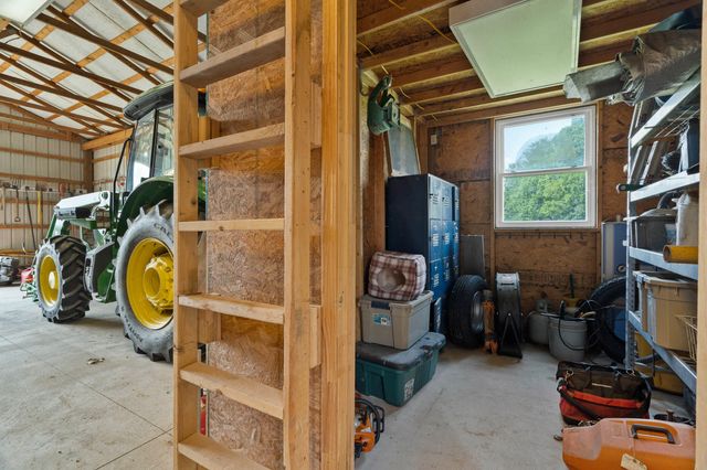 3360 STATE ROUTE O, Columbia, MO 65203