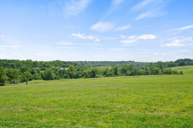 3360 STATE ROUTE O, Columbia, MO 65203