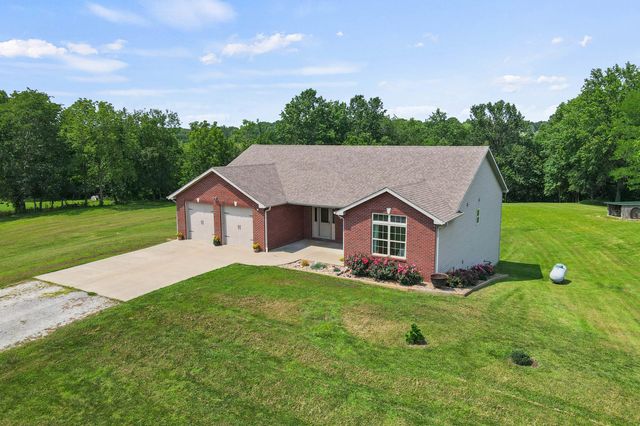 3360 STATE ROUTE O, Columbia, MO 65203