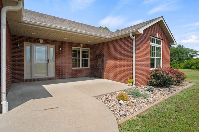 3360 STATE ROUTE O, Columbia, MO 65203