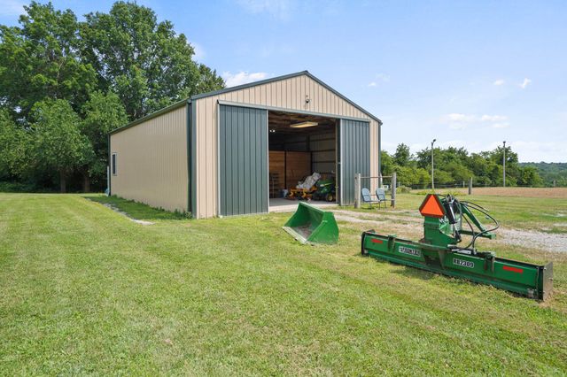 3360 STATE ROUTE O, Columbia, MO 65203