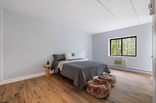 65 Commons Dr 210, Shrewsbury, MA 01545
