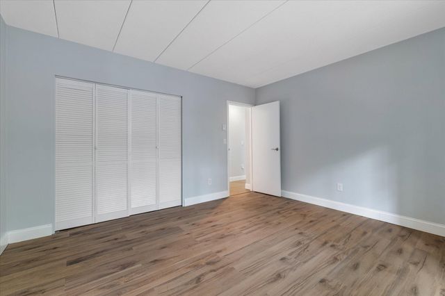 65 Commons Dr 210, Shrewsbury, MA 01545