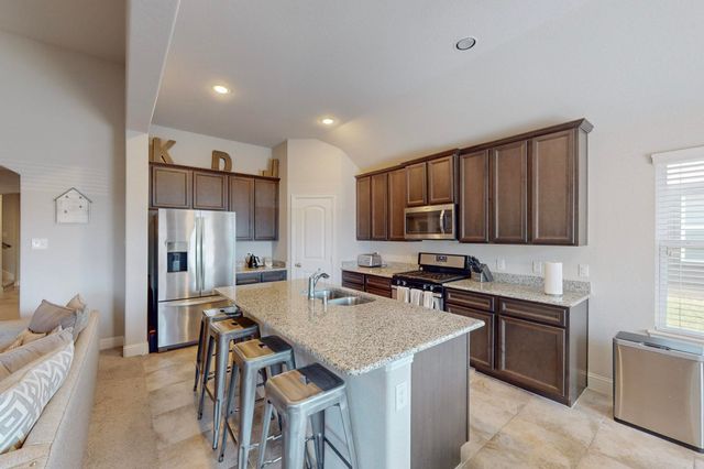 521 Hunt Farms Road, Fate, TX 75189