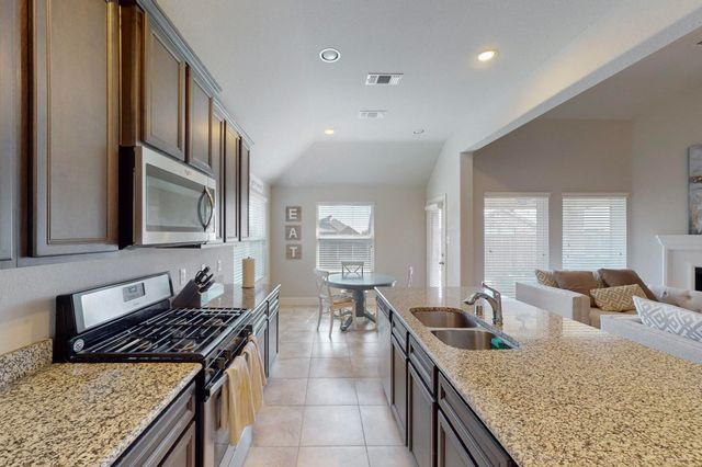 521 Hunt Farms Road, Fate, TX 75189