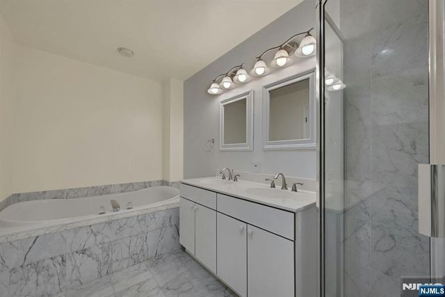 91 Lakeview Drive, Old Tappan, NJ 07675