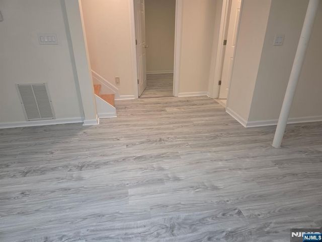 91 Lakeview Drive, Old Tappan, NJ 07675