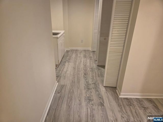 91 Lakeview Drive, Old Tappan, NJ 07675