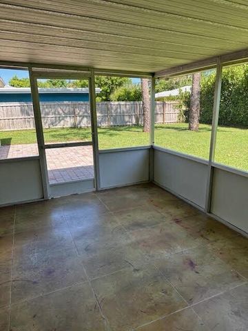 4570 Barrett Street, Delray Beach, FL 33445