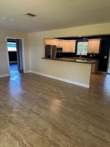 4570 Barrett Street, Delray Beach, FL 33445