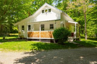 107 Near Road, Red Hook, NY 12571