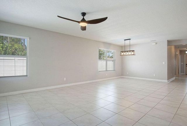3909 SE Lee Street, Stuart, FL 34997