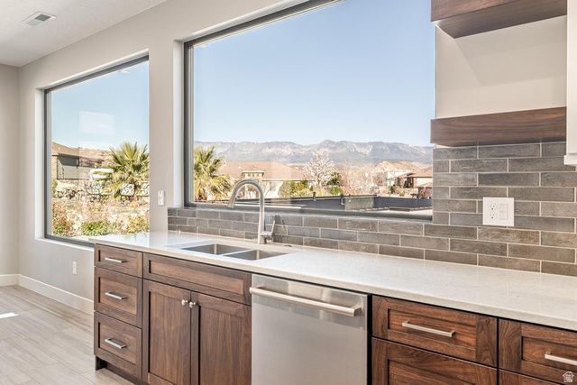 1245 N MAIN ST, Hurricane, UT 84737