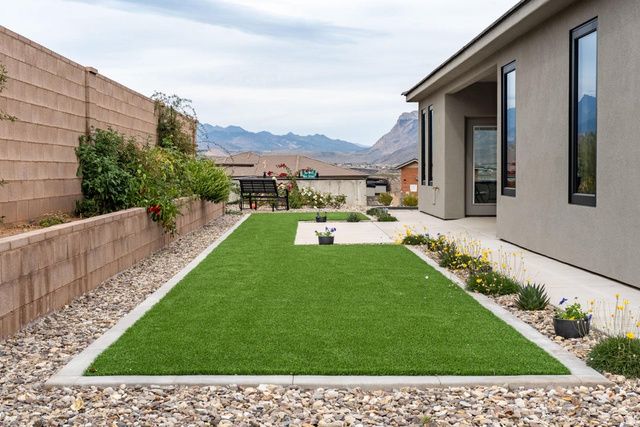 1245 N MAIN ST, Hurricane, UT 84737