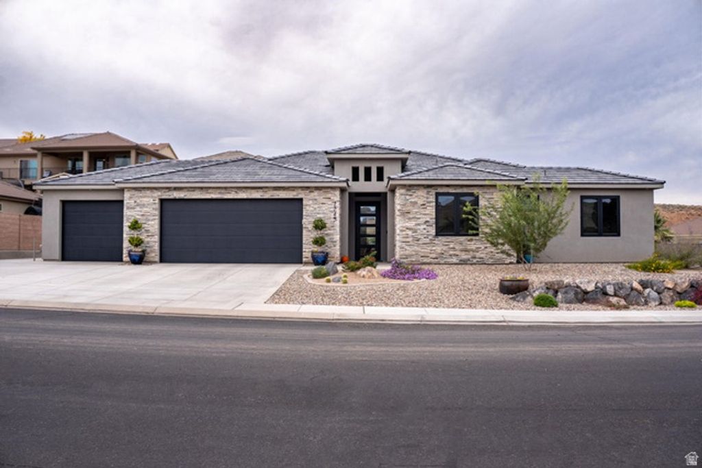 1245 N MAIN ST, Hurricane, UT 84737