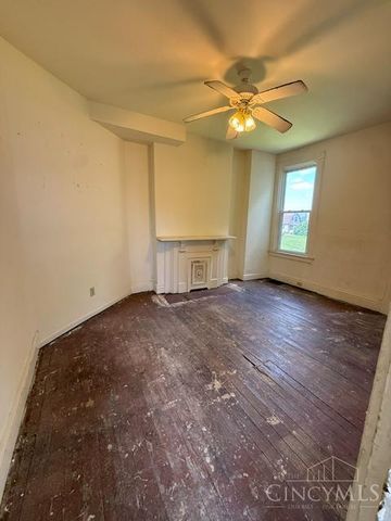 1616 Brewster Avenue, Cincinnati, OH 45207