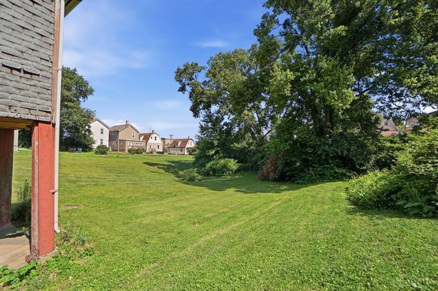 1616 Brewster Avenue, Cincinnati, OH 45207