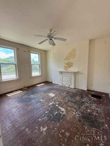 1616 Brewster Avenue, Cincinnati, OH 45207