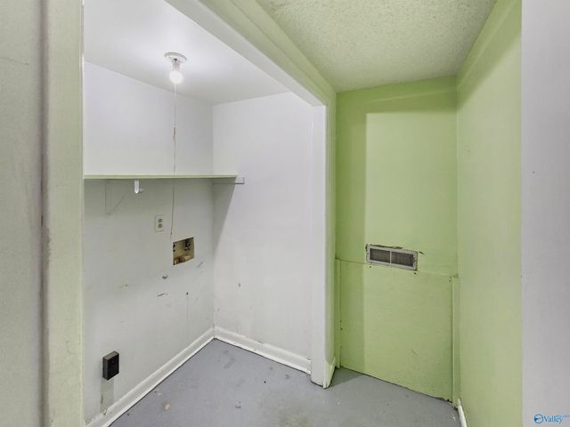 1023 Sandy Springs Road NW, Huntsville, AL 35806