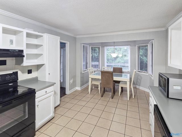 1023 Sandy Springs Road NW, Huntsville, AL 35806