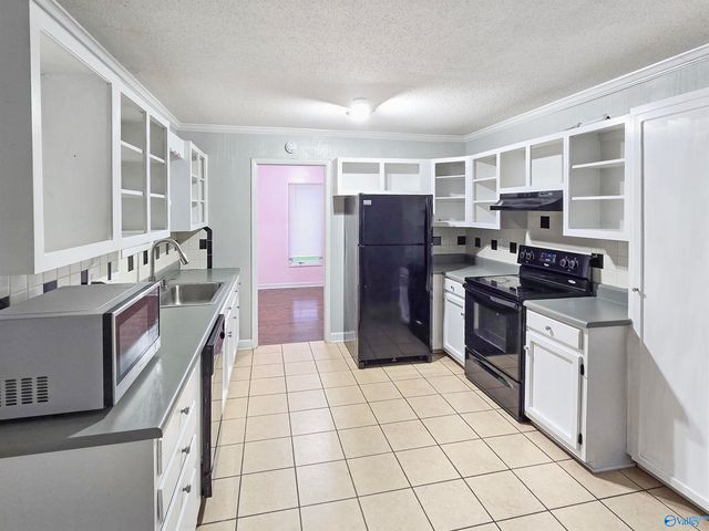 1023 Sandy Springs Road NW, Huntsville, AL 35806