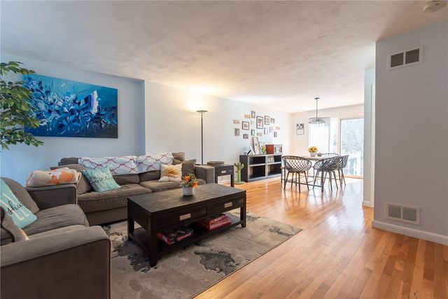 54 Kristee Circle, West Warwick, RI 02893