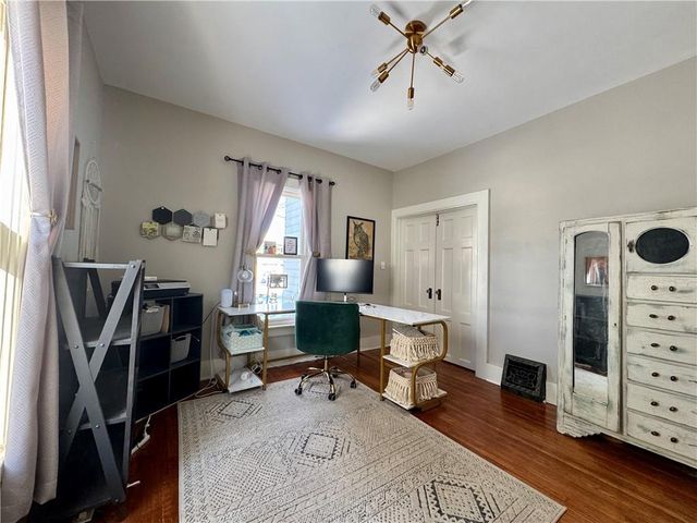 905 Barland Street, Eau Claire, WI 54701