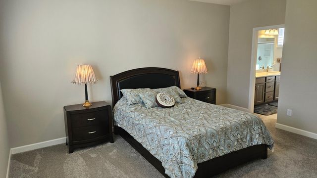 9591 James Circle N, Lake Elmo, MN 55042