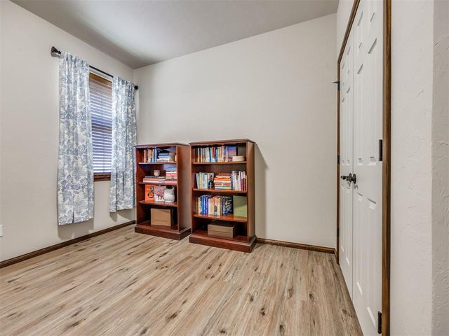 1112 Golden Leaf Drive, Moore, OK 73160