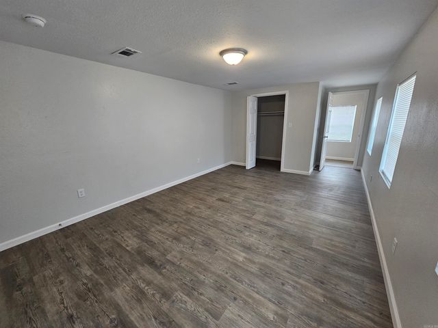 515 Poe St, North Little Rock, AR 72117