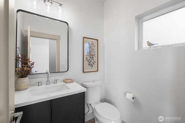 2931 39th Avenue SW, Seattle, WA 98116